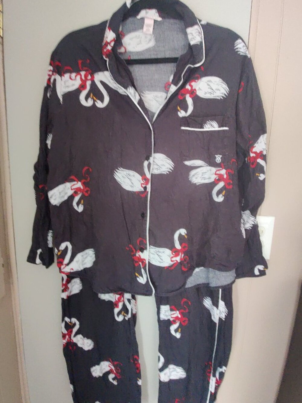 Victoria's Secret Swan Pajama Set